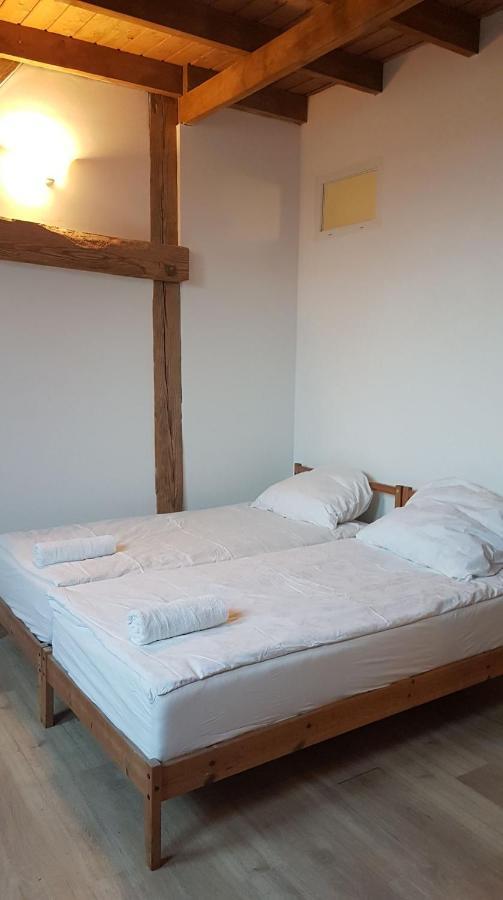 Dziewanna Apartment Brzeziniec Екстериор снимка